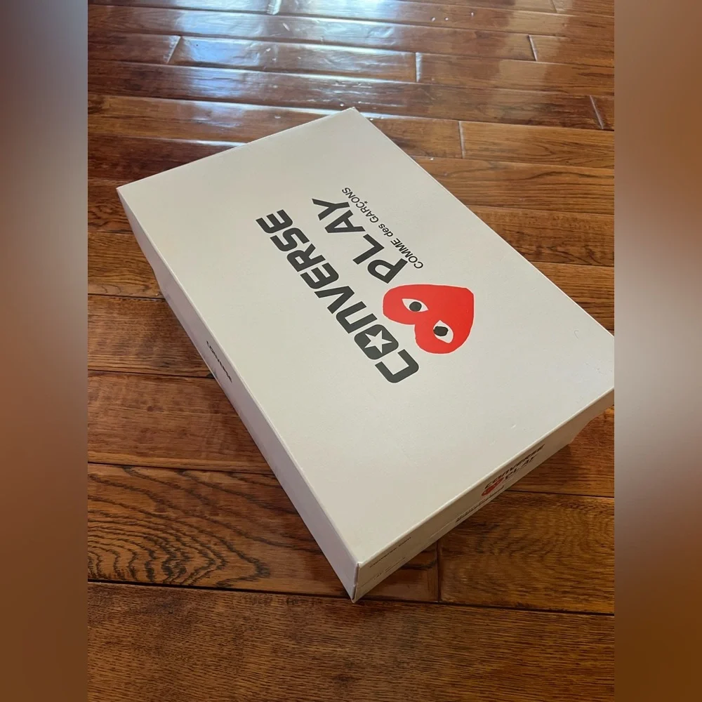Comme des Garçons Converse PLAY Empty Shoe Box White with Red Heart